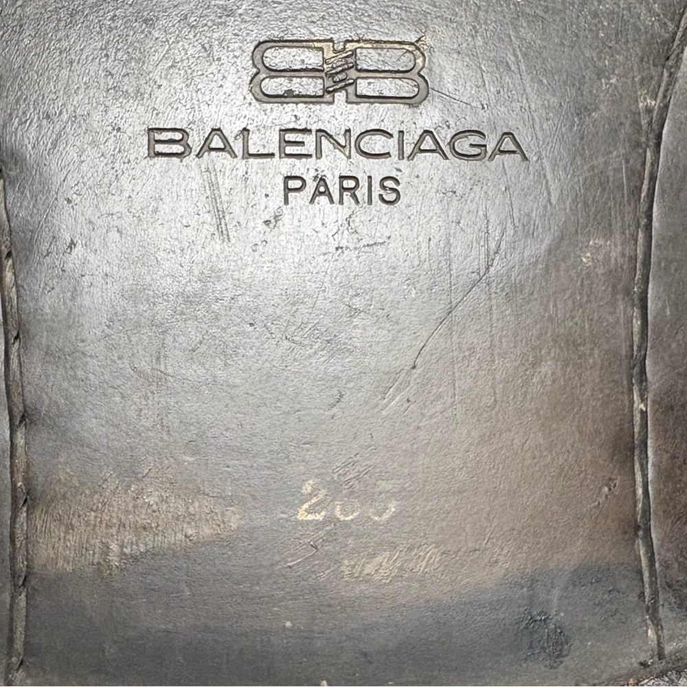 Balenciaga Italian Black Leather Driving Loafer | 9 - Picture 10 of 12
